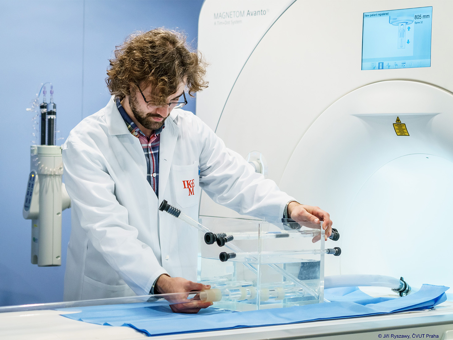 Hlavní stránka, pozadí